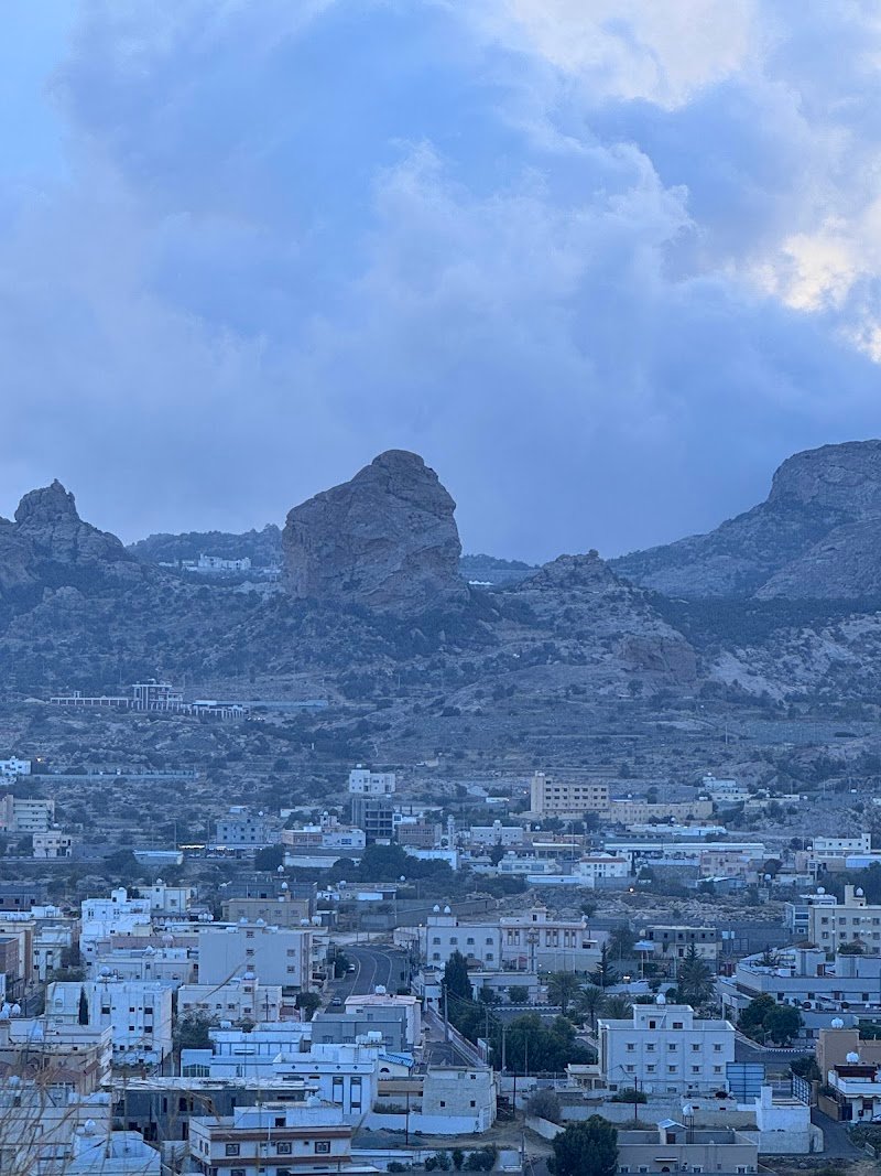 شلال العيمة في جبل منعا