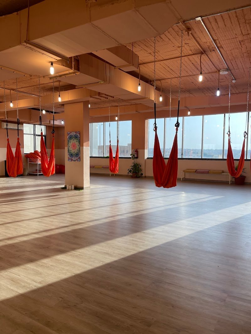 أكاديمية ويمارا | Wimara Academy | فتيات القوة سابقًا