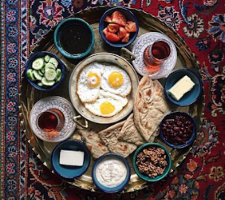 مطعم الديرة بلس