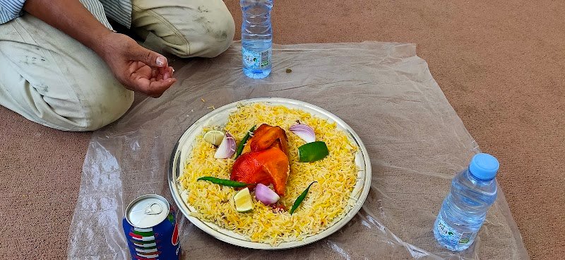 فول وطعميه مطعم الهرم