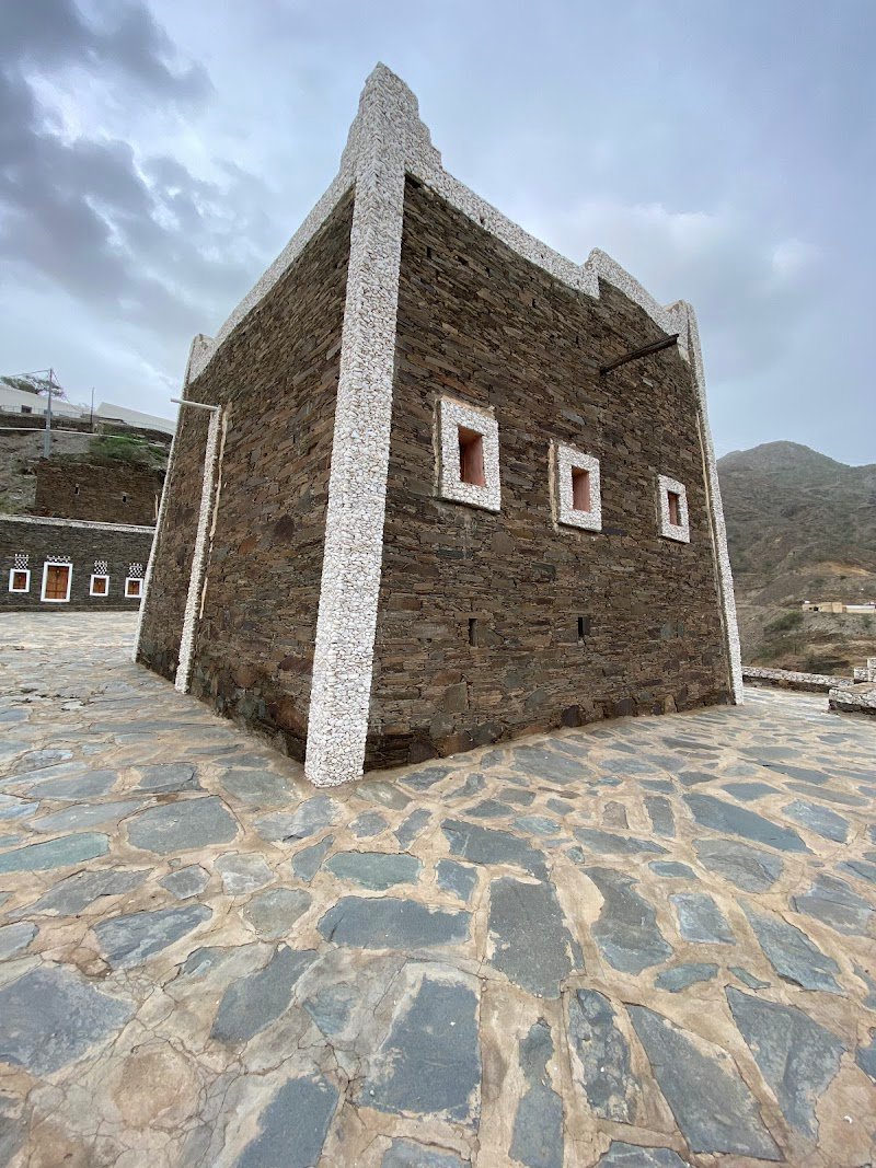 قرية آل دعشوش التراثية