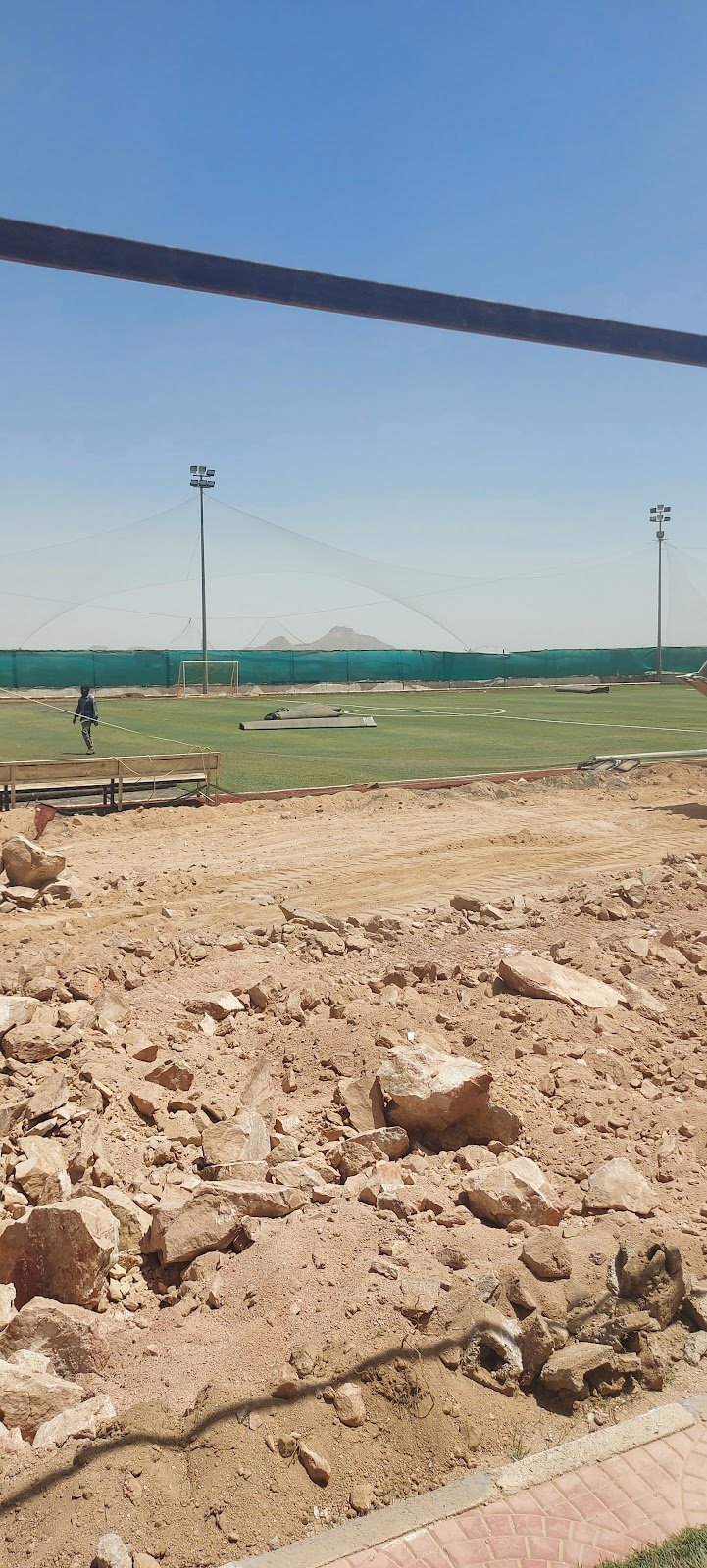 ملاعب واكاديمية رويال الرياضية
