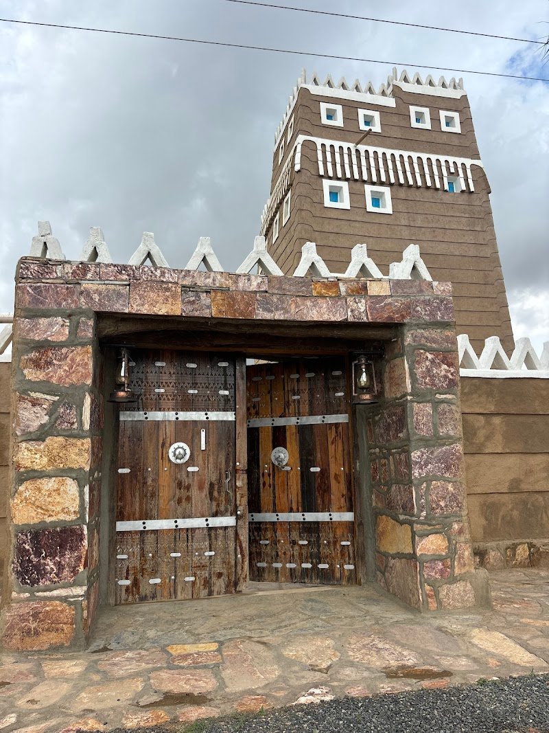 القصر الاثري للشيخ محمد بن عائض ابوهتله